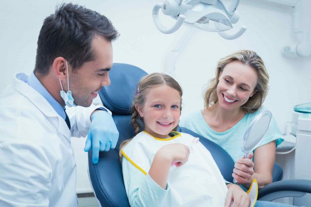 https://test.smiledesigntr.com/wp-content/uploads/2020/03/img-dr-dryan-640x427.jpg